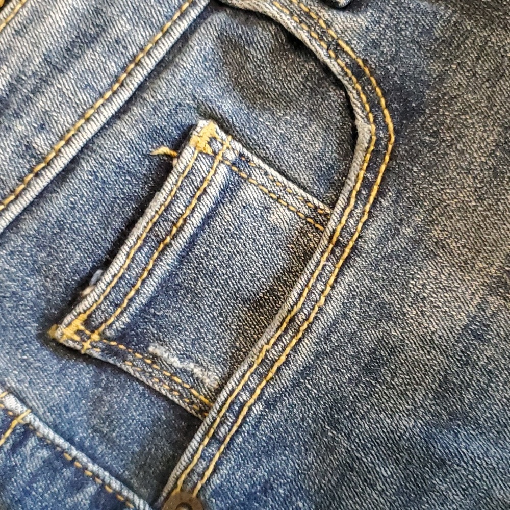 Universal thread Bermuda denim shorts - Picture 5 of 10
